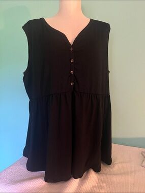 Women's Black Button-Front V-Neck Sleeveless Tank